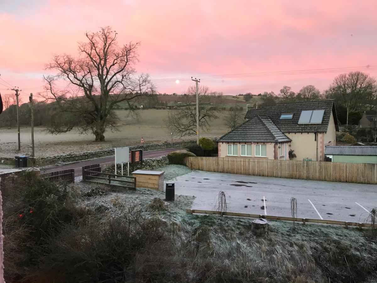 Horse And Hound Country Inn Bonchester Bridge Esterno foto