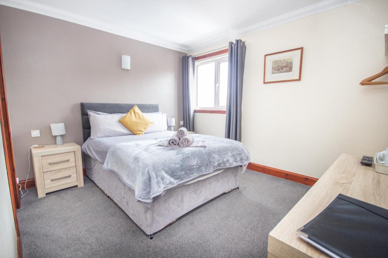 Horse And Hound Country Inn Bonchester Bridge Esterno foto