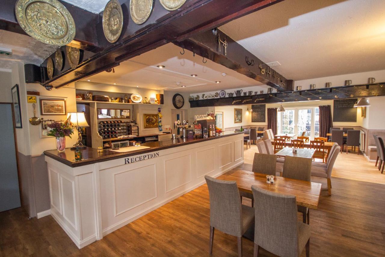 Horse And Hound Country Inn Bonchester Bridge Esterno foto