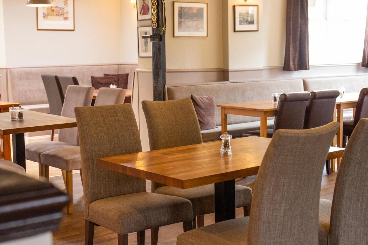 Horse And Hound Country Inn Bonchester Bridge Esterno foto