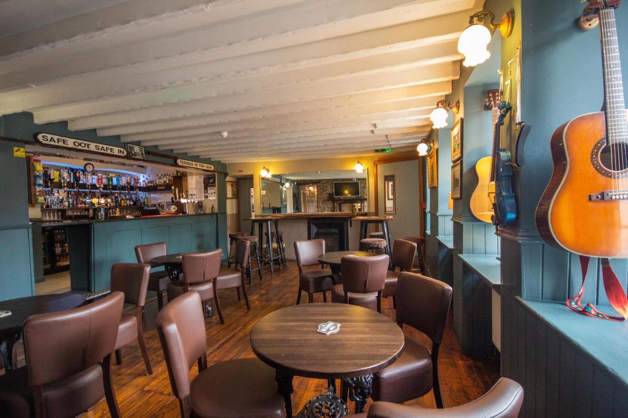 Horse And Hound Country Inn Bonchester Bridge Esterno foto