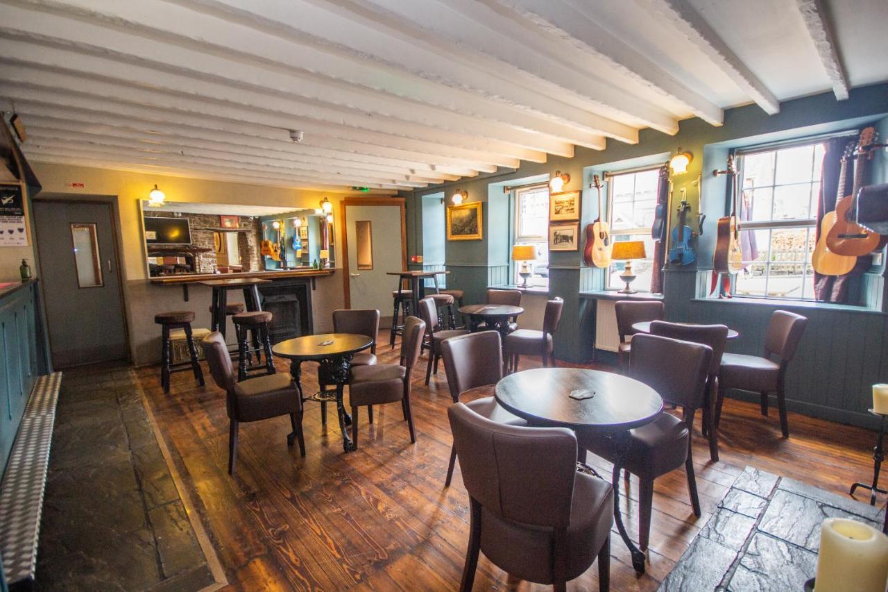 Horse And Hound Country Inn Bonchester Bridge Esterno foto